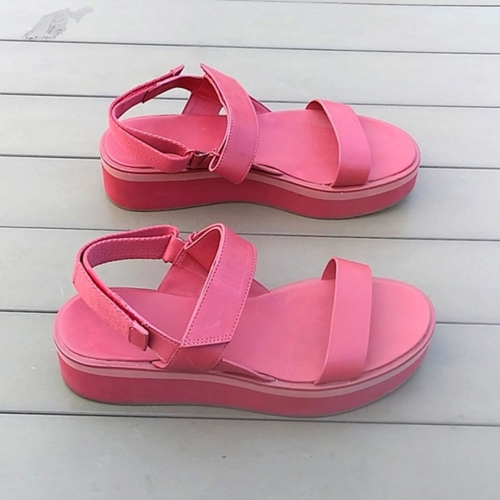 EVERLANE Platforms